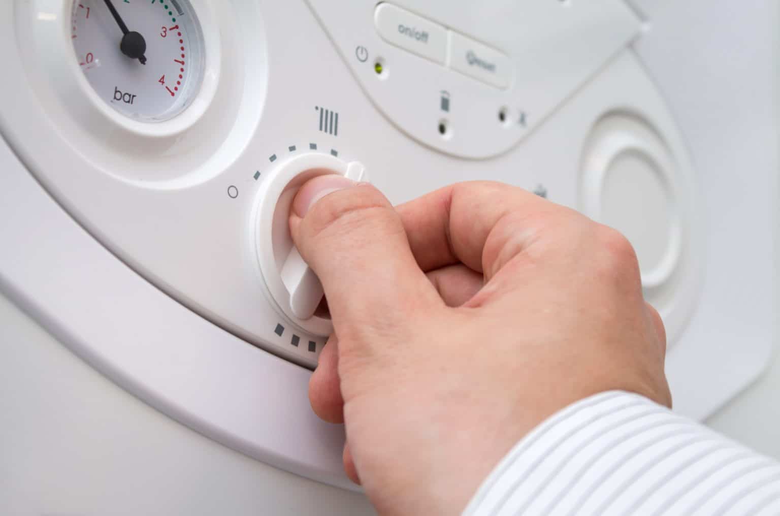 Chauffeeau thermodynamique en panne Causes et solutions IZI confort